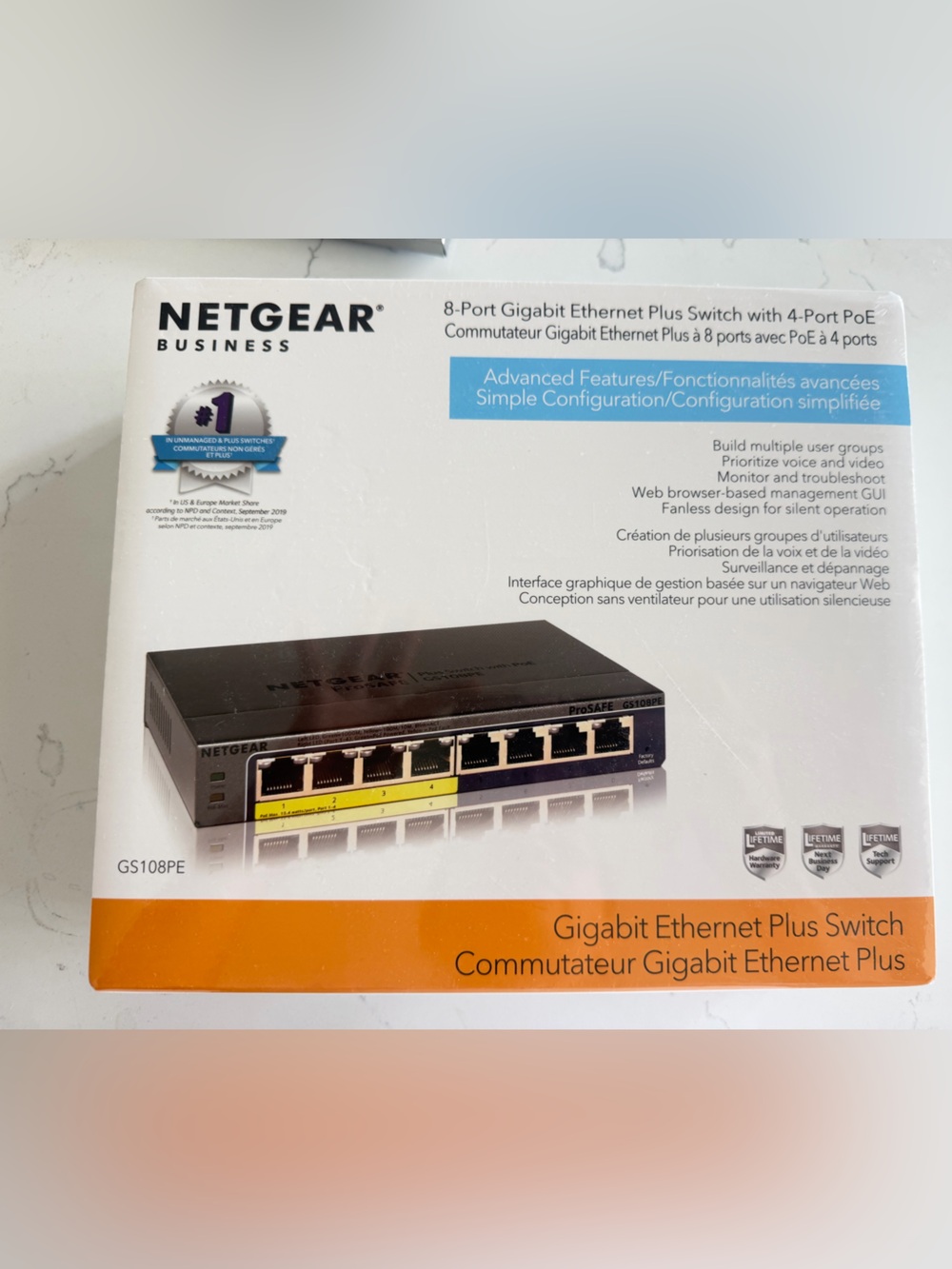 NETGEAR Black 8-Port Gigabit Ethernet Switch NIB